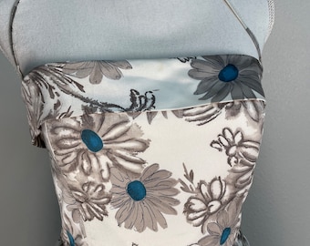 Jedwabna sukienka w kwiaty Betsey Johnson NY