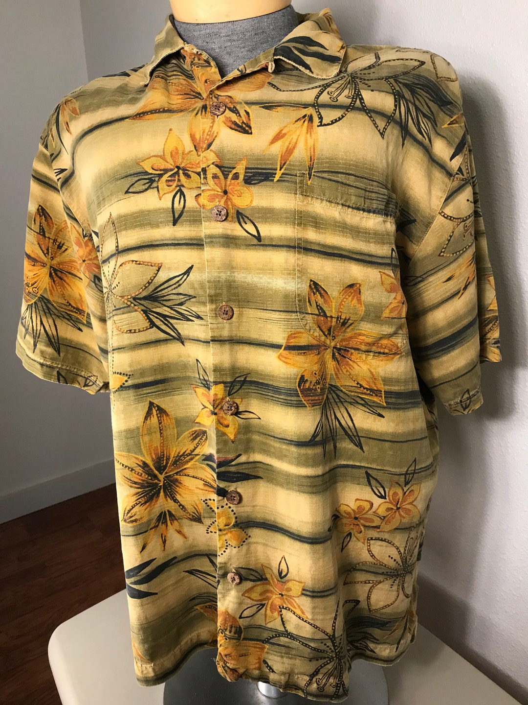 Vintage Tommy Bahama Silk Aloha Shirt - Etsy