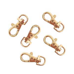 light gold small clip / hook for keychain
