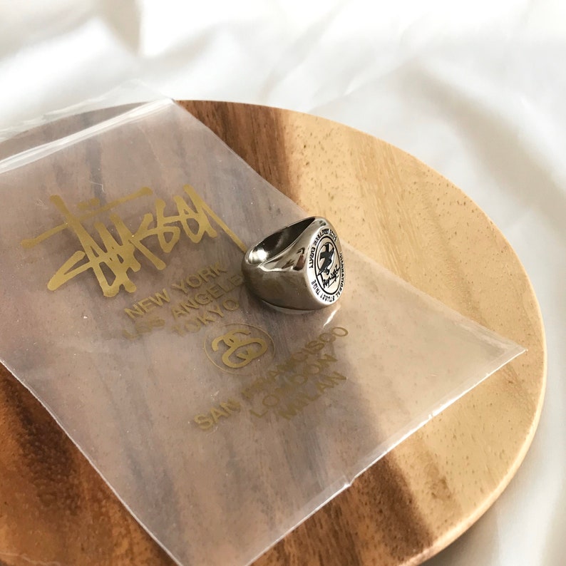 unisex Super Rare Stussy surfman icon signet ring
