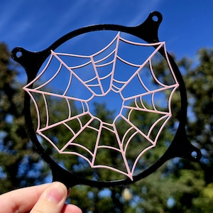 Cubierta de ventilador personalizada de 120 mm - Telaraña de corazón