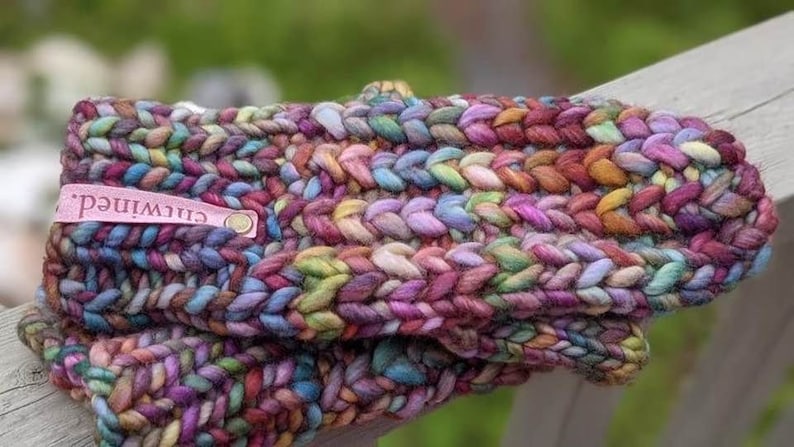 Braided Hearts Mitts Pattern image 3