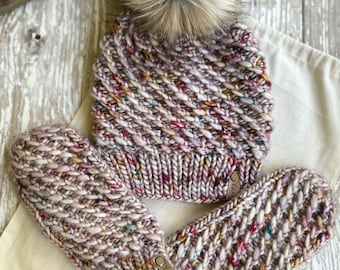 Merino wool knit hat and mitten set