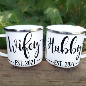Hubby and Wifey Mugs, Newlywed Gift, Personalized Wedding Gift, Bridal Shower Gift, Anniversary Gift, Couples Gift