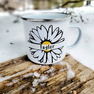 Personalized Daisy Mug: Floral Coffee Cup, Spring Gift
