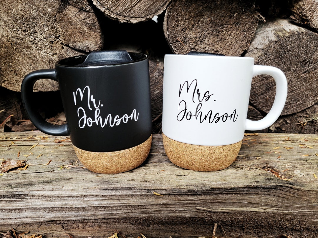 Mr and Mrs Mug Set, Black and White Mug Set With Lid, Wedding Gift