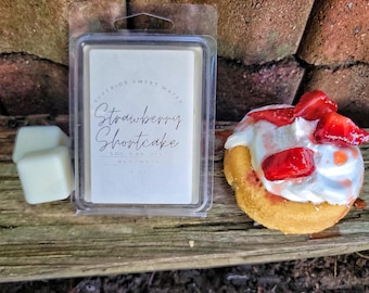Strawberry Shortcake Wax Melt, 100% Soy, Handmade, Strawberry Scent, Strong Scented Wax Melt, Eco-friendly, 2 oz Wax Melt
