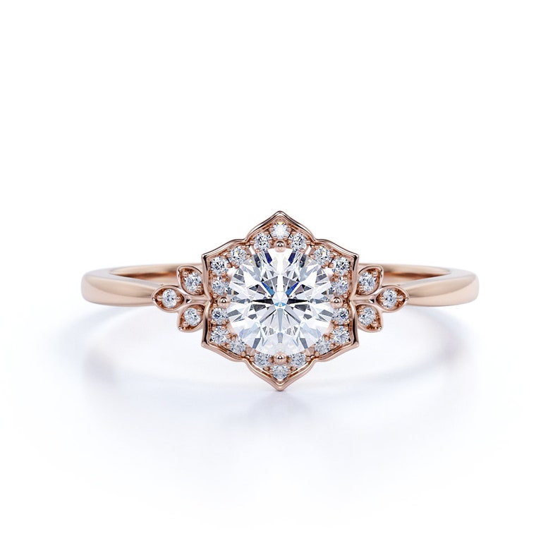 Nature Inspired Moissanite Bridal Set Flower Halo Moissanite Engagement Ring Set in 14k Rose Gold Nontraditional Engagement Ring