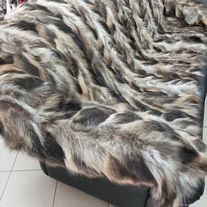 Real Finn raccoon fur blanket throw natural color, Home warmer