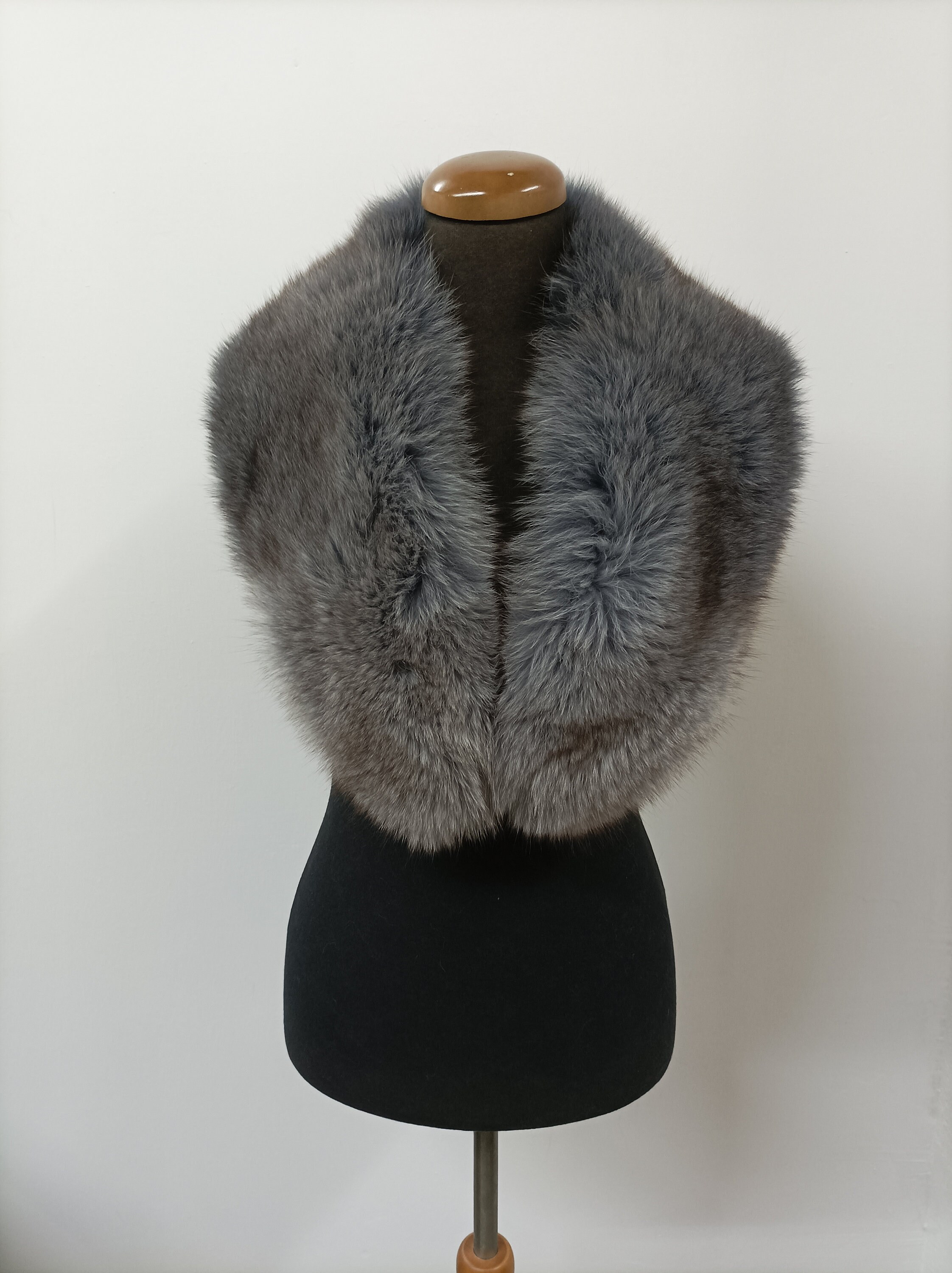Real fur collars discount