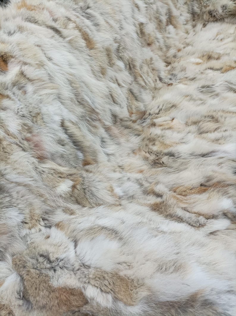 EfdiFursGR Coyote Fur Blanket - Thumbnail 2