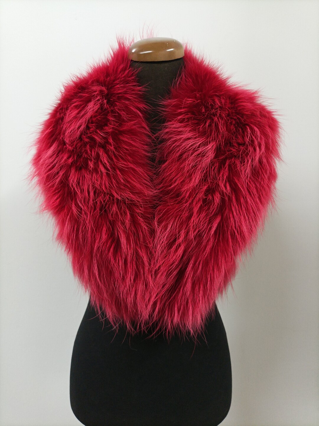 Hay Mapaches Rojos Cuello de piel de mapache finlandés rojo: accesorio para abrigos de ...
