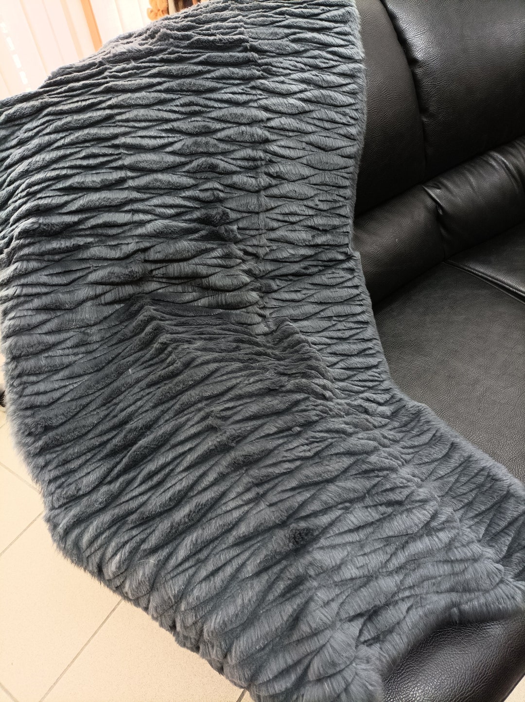 Real Rabbit Fur Shorn With Patterns Blanket Throw,gray Dark- Anthracite ...