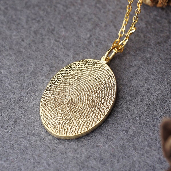 Oval Custom Fingerprint Necklace | Thumbprint Necklace | Handwriting Necklace | Memorial Necklace | Remembrance Necklace | Mother's Day Gift
