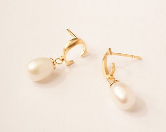 Freshwater Pearl Earrings with Initial | Initial Stud Earrings | Personalized Pearl Earrings | Dainty Earrings | Custom Mother's Day Gift