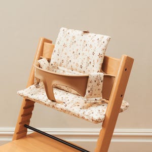 Wipeable Cushion Compatible with Stokke Tripp Trapp Classic High Chair - Brown Wildflowers