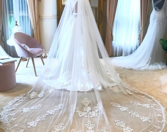 Royal cathedral veil | Lace veil | bridal cape veil