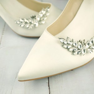 Diy swarovski deals crystal shoes