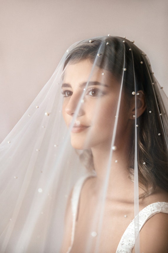 Soft Wedding Veil With Pearls and Blusher, Chapel  display picture 2