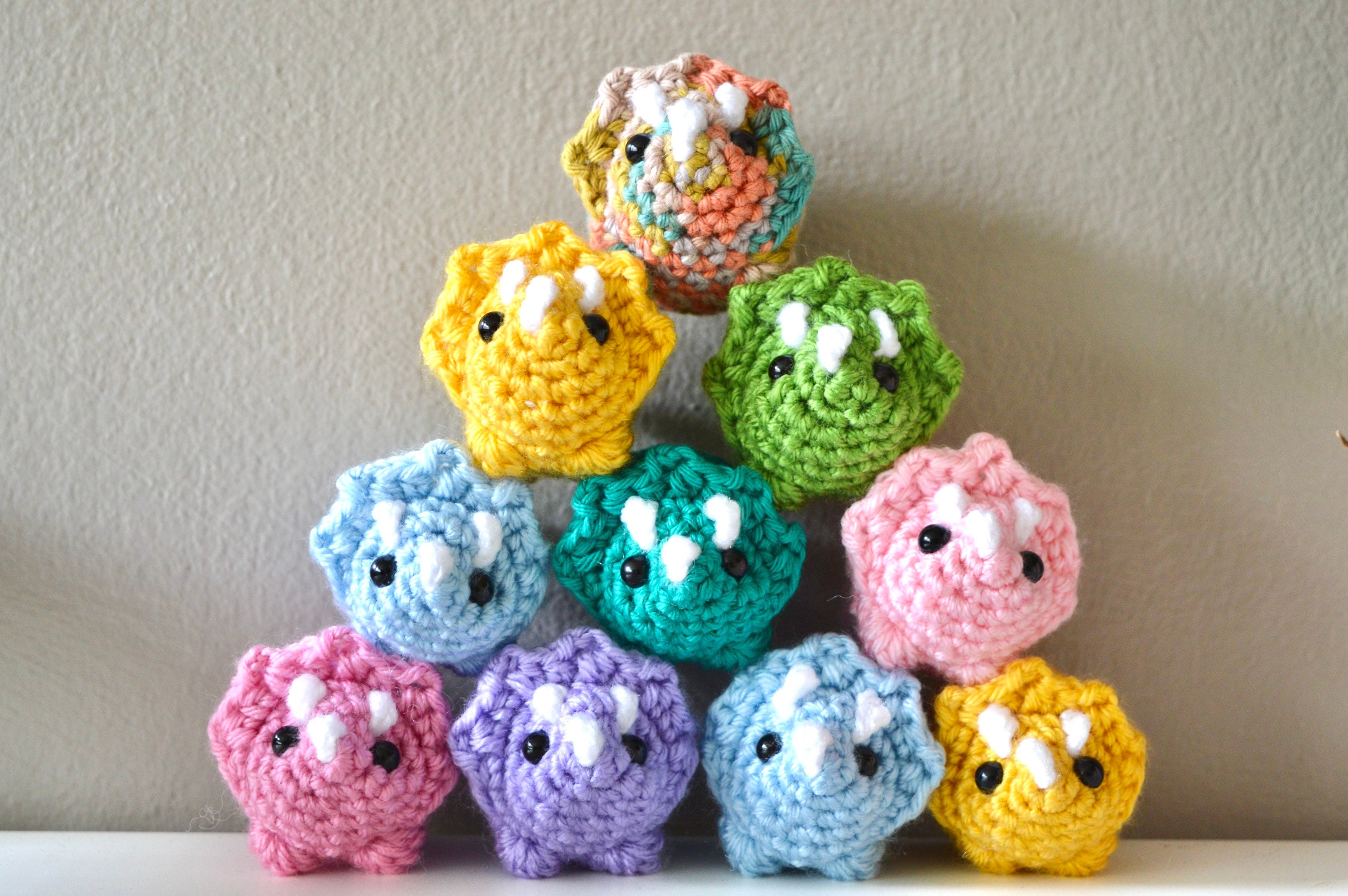 Miniature triceratops crochet | Etsy