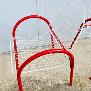 1 of 3 Vintage Red & White Metal Garden Chairs / Meblo / Dining / Garden Chairs / Pop Art / Memphis Design / Yugoslavia / 1980s image 4