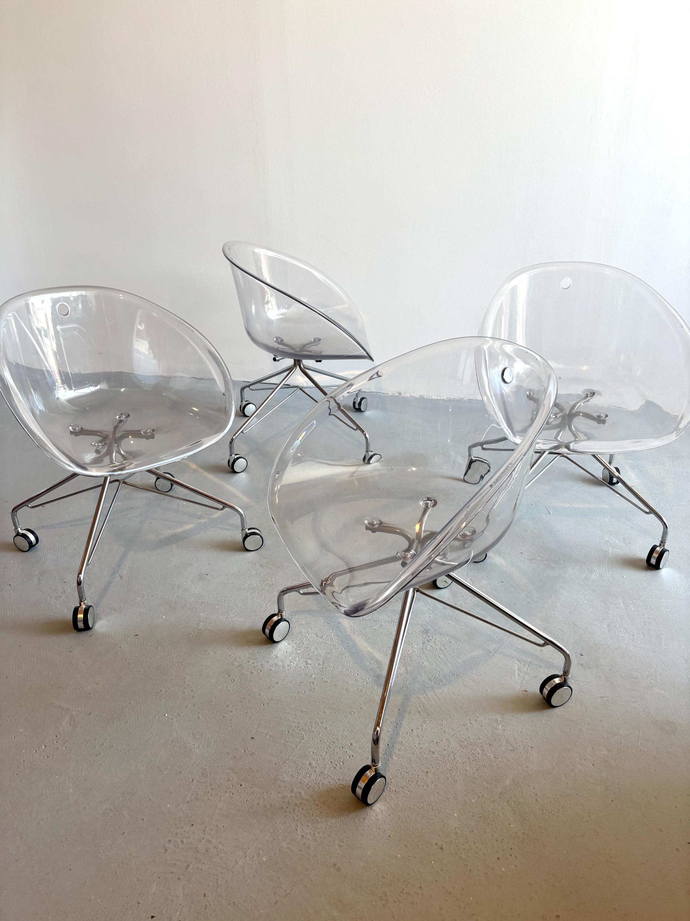 イタリア製 アンティーク アームチェア②＜送料込＞ イタリア製アーム