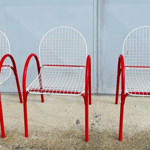 1 of 3 Vintage Red & White Metal Garden Chairs / Meblo / Dining / Garden Chairs / Pop Art / Memphis Design / Yugoslavia / 1980s image 3