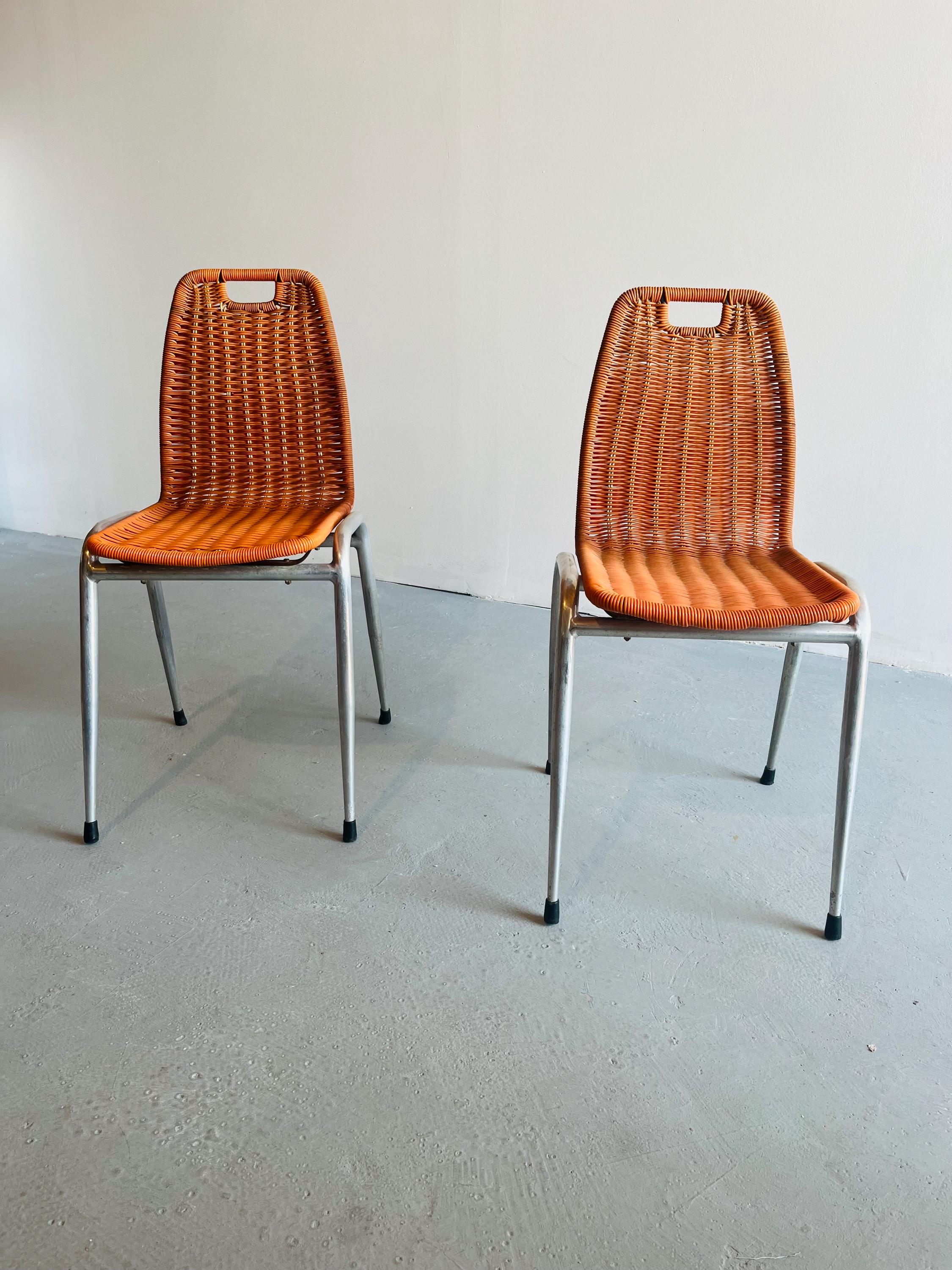 ヴィンテージチェア2脚セット / スタッキング可能 / 1970年代 - Etsy 日本