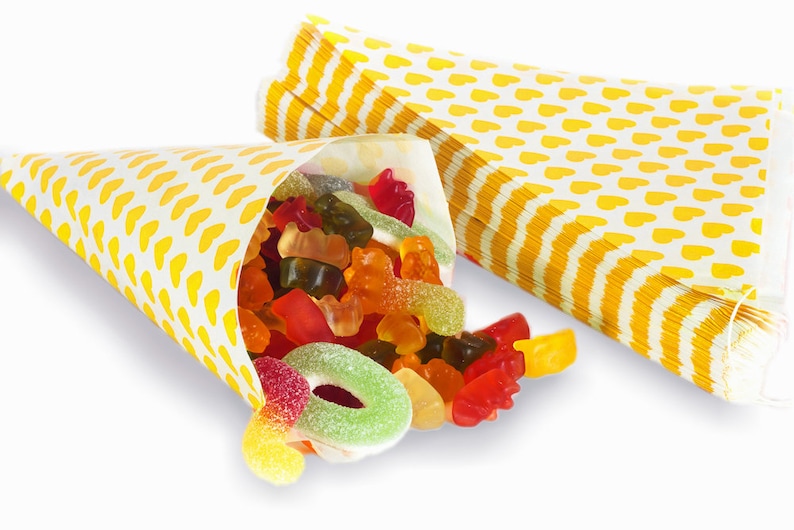 50 candy cone bags, paper cone bags, paper bags, gift bags in different colors and sizes image 7