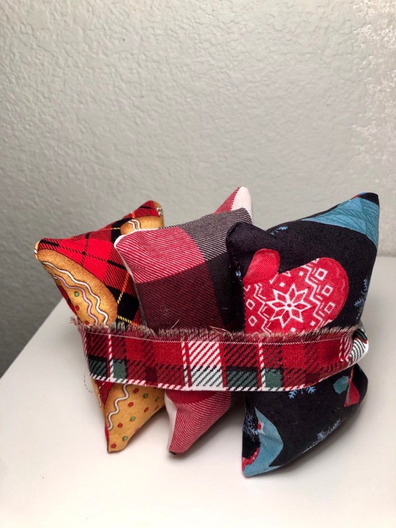 3 Holiday Pillow Set