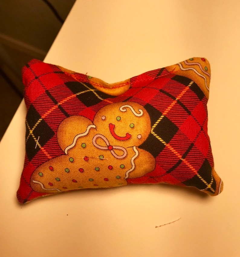 3 Holiday Pillow Set