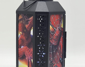 Lampa nocna inspirowana Spidermanem, prezent