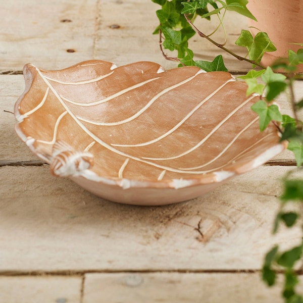 Terracotta Leaf Bird Bath/Feeder, Bee Design