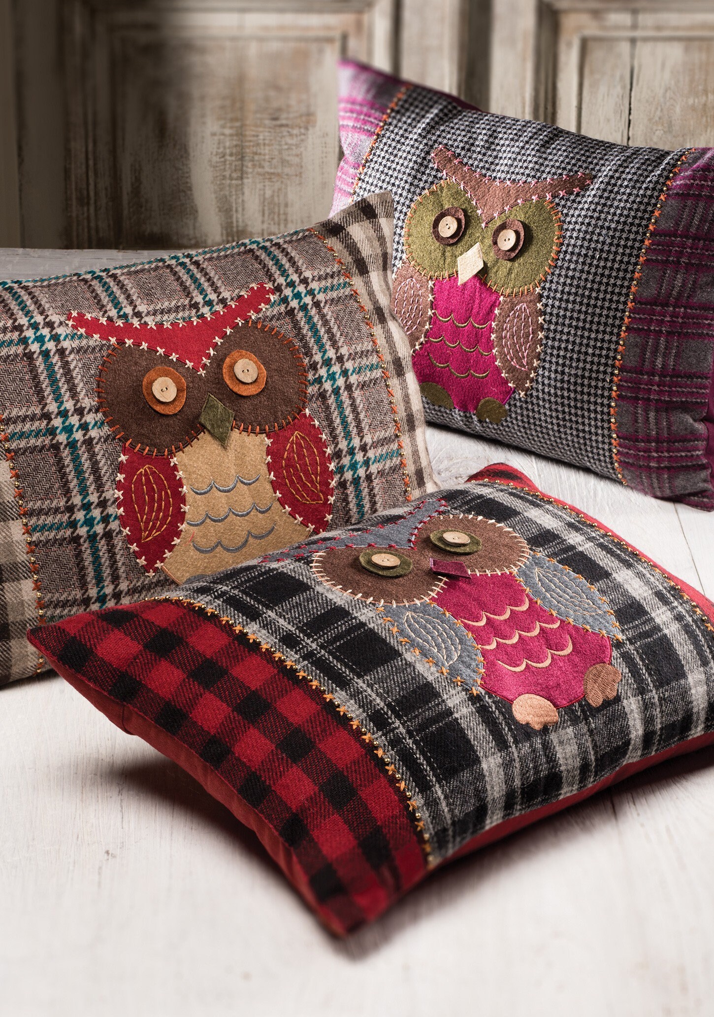 2 X Tweed owl design cushion covers 35 X 50cm