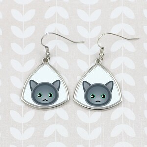 Earrings with a geometric cat, Nebelung, Hanging earrings with graphics, Hypoallergenic metal, Jewelry with cats, Cat person gift