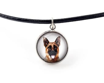 German Shepherd Necklace, Pendant with a photo of a dog, Customizable jewelry for pet lovers, Your photo, Handmade