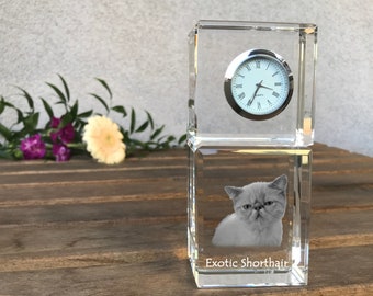 Exotic Shorthair Engraved Crystal Clock, Crystal clock with cat, Standing Decoration with Cat, Custom Clock, Personalized Photo