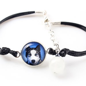 Siberian Husky Bracelet with a photo of a dog, Customizable jewelry for pet lovers, Your photo, Handmade