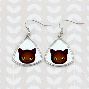Earrings with a geometric cat, Havana Brown, Hanging earrings with graphics, Hypoallergenic metal, Jewelry with cats, Cat person gift