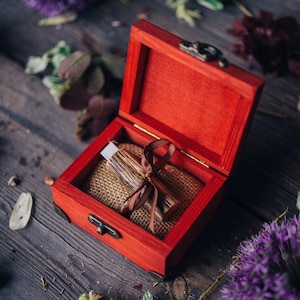Wooden box for flash drive, personalized box, wedding gift, engraved usb, flash drive packging