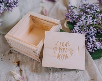 Small wooden box,  Mothers Day Gift, Custom Jewelry Box, Keepsake, Gift for mom