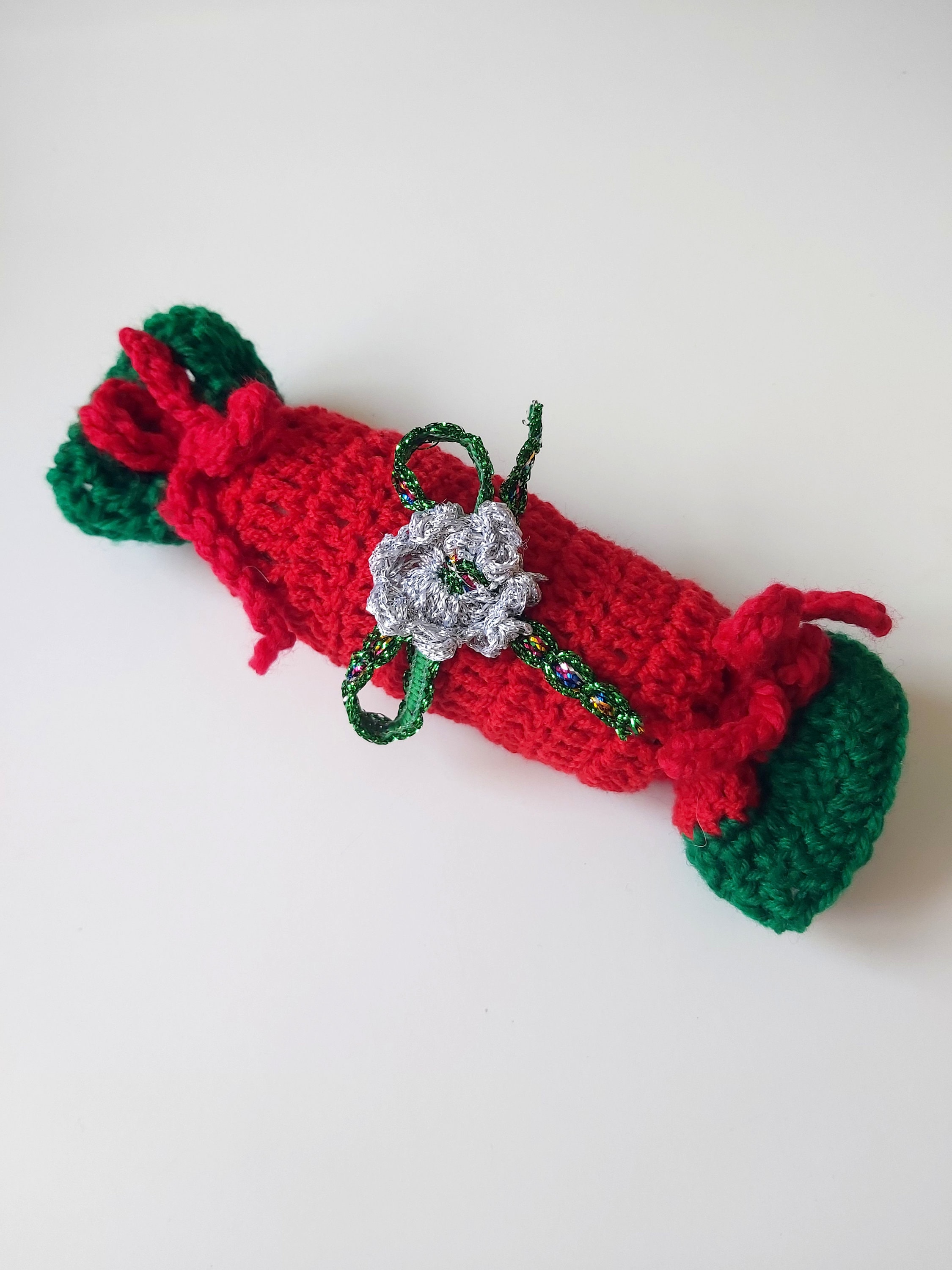 Christmas Cracker Crochet pattern to make | Etsy