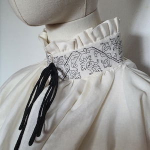 Siglo de Oro landsknecht blackwork embroidered shirt for historical reenactment, medieval and renaissance linen shirt for LARP, wide sleeves