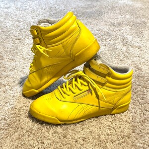 Vintage 1980s Yellow Reebok Classics 