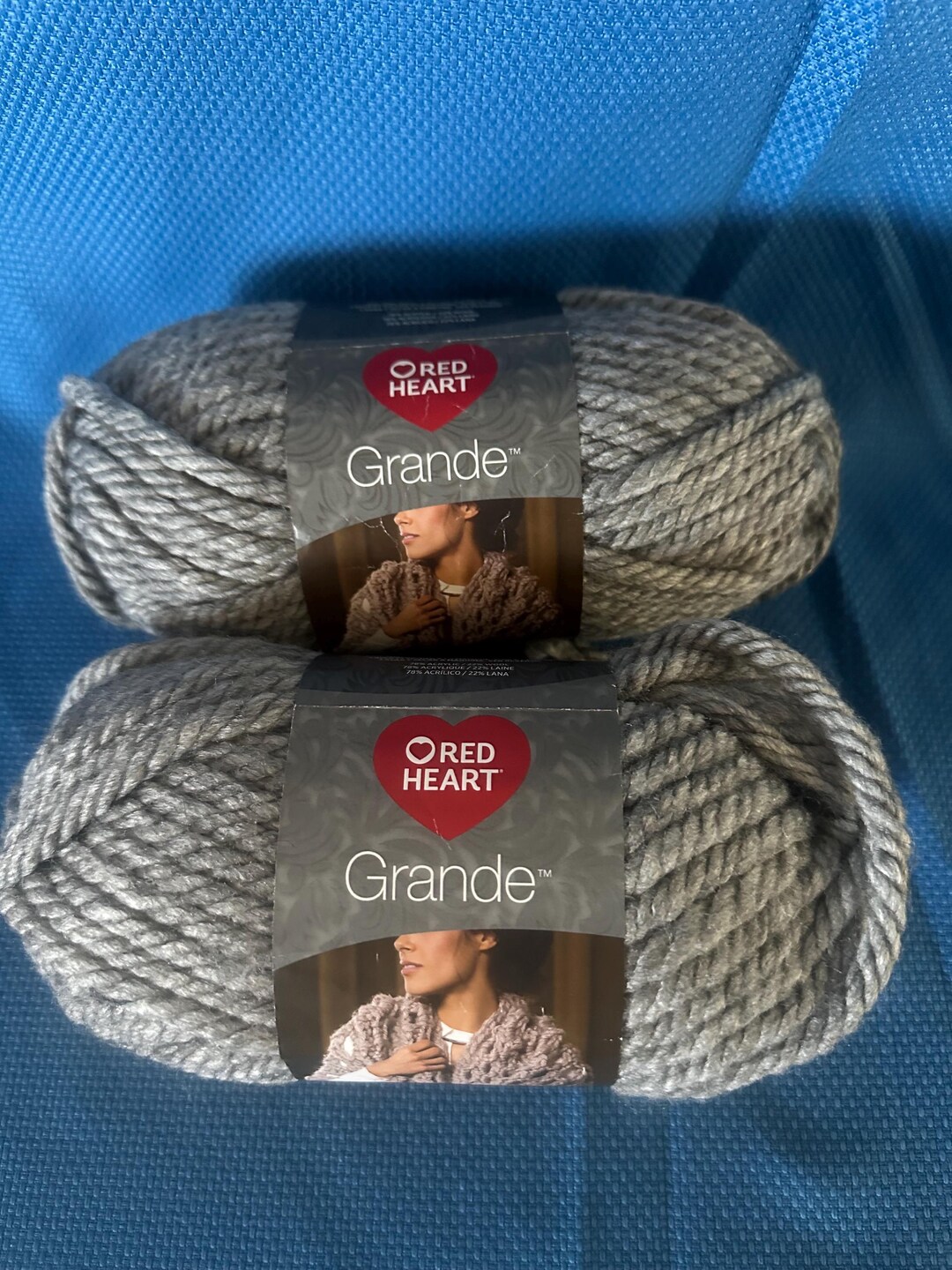 Red Heart Grande Yarnnull
