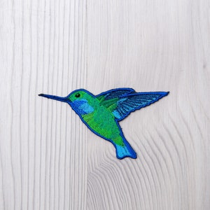 Hummingbird Iron on patch, embroidered patch, bag patches, patches for jackets, backpatch, blue bird