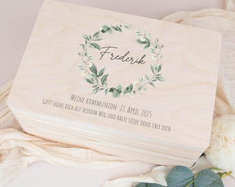 Personalized wooden box made of eucalyptus for First Communion, gift for First Communion, keepsake box, memory box with name, gift for girls and boys
