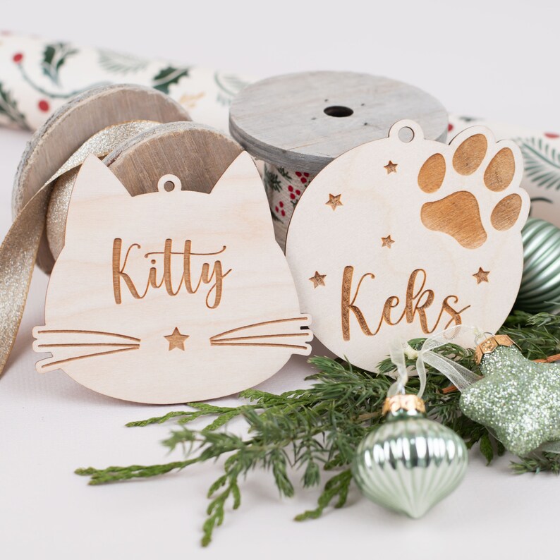 Personalisierter Weihnachtsbaum-Anhänger  , Weihnachtskugel aus Holz ,Christbaumschmuck fur Katze und Hund