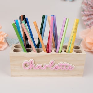 Stiftebox mit Namen , Stiftebecher aus Holz , Stiftehalter , Schreibtisch Organizer Kinder, Einschulung Schulkind Geschenk