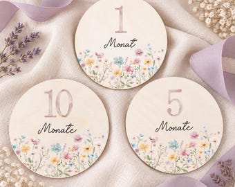 Wooden milestone cards, baby milestones, birth gift, wooden milestone discs, gift for pregnant women and expectant mothers.